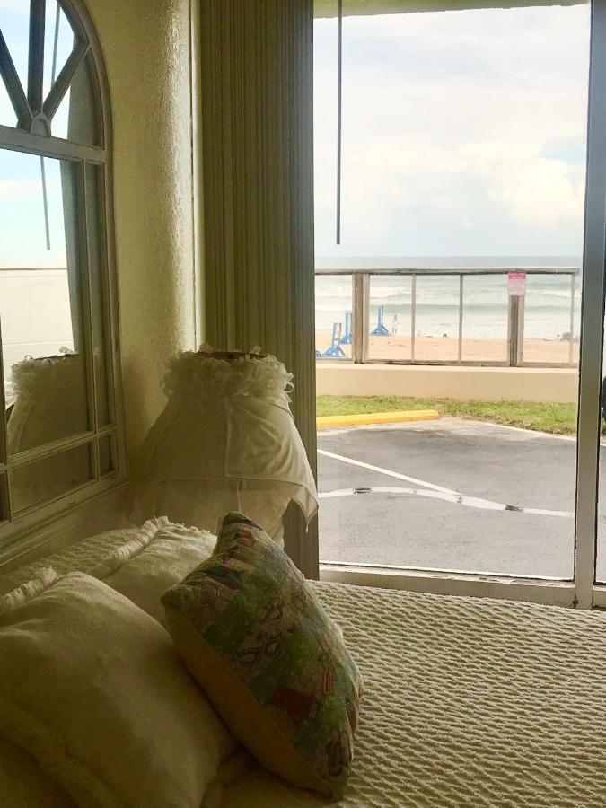 Ocean Waves - Ocean Front At Symphony Beach Club! 오먼드 비치 외부 사진